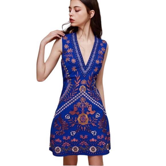 Foxiedox Artemesia Blue Cutout Back Embroidered Mini Dress Size Large - Picture 7 of 7